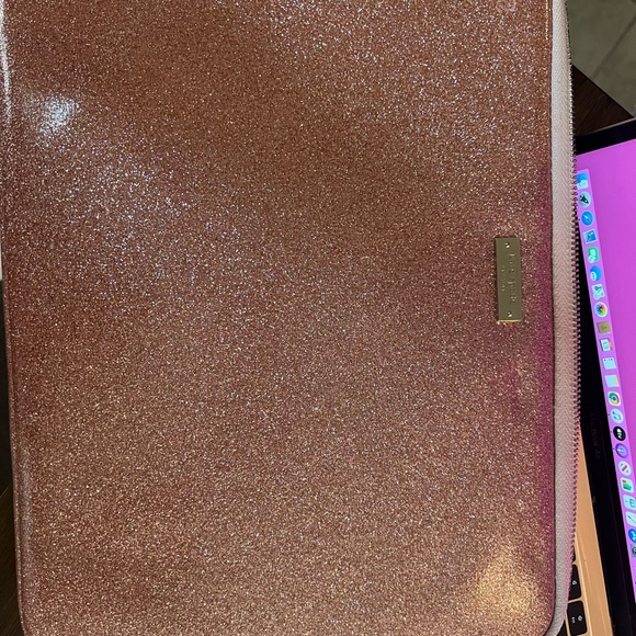 MacBook Air - Picture 5 of 5